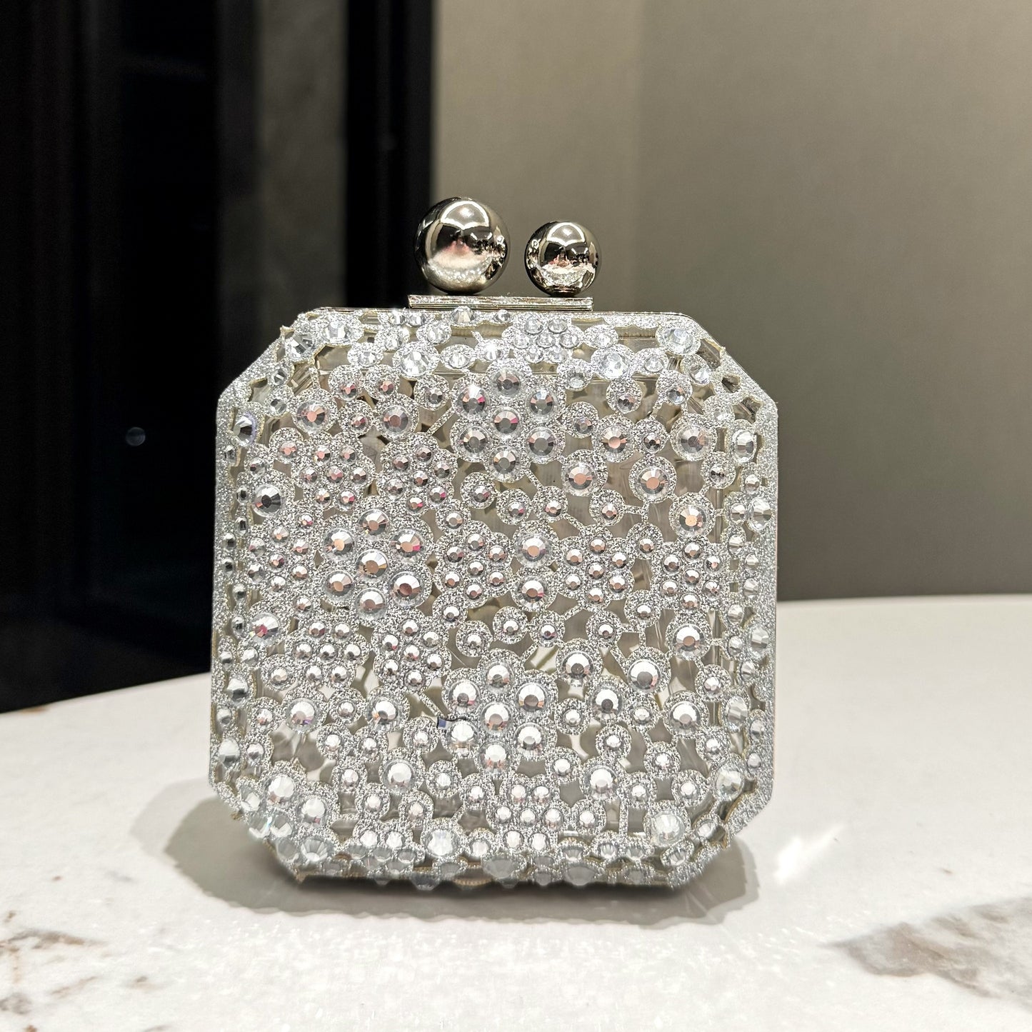 Radiant Crystal-Embellished Box Evening Bag – Perfect for Parties, Banquets & Formal Events