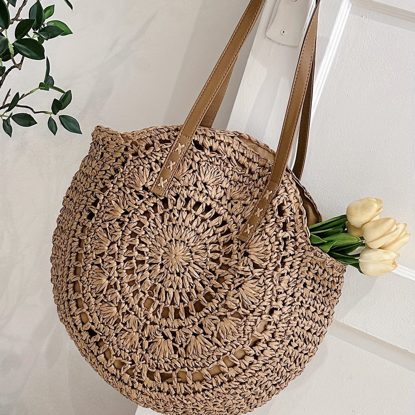 Vintage-Inspired Round Straw Bag – Portable Handwoven Beach Tote with Dual Handles