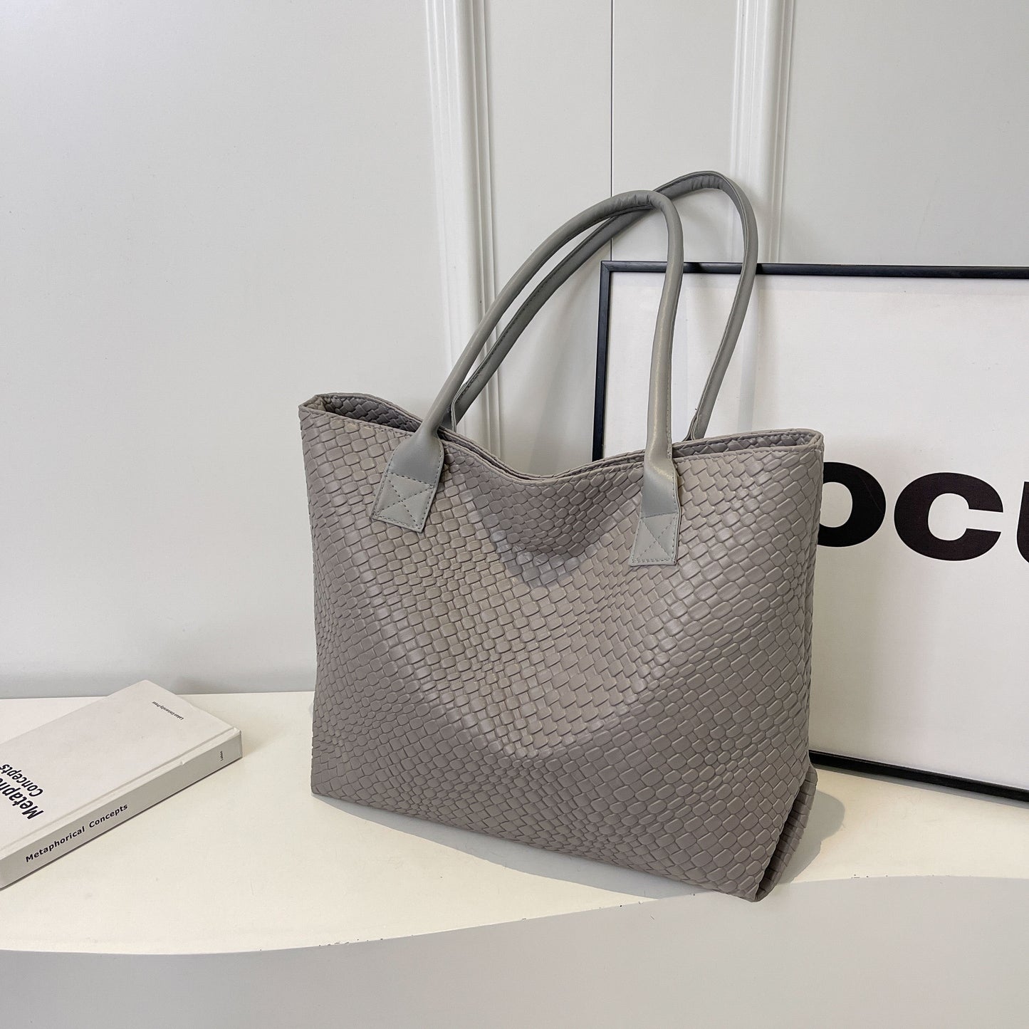 Women’s Summer Handwoven Tote – Casual Large Capacity Beach Bag (Khaki)