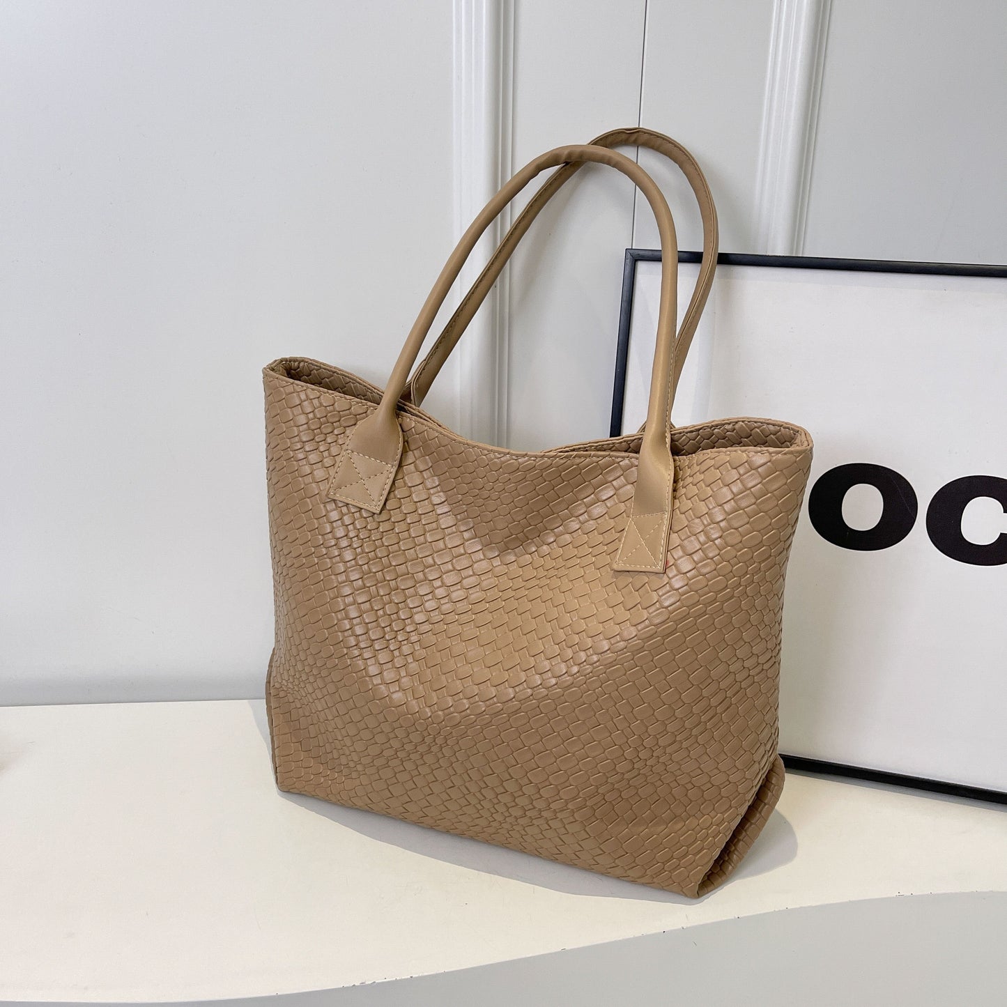 Women’s Summer Handwoven Tote – Casual Large Capacity Beach Bag (Khaki)