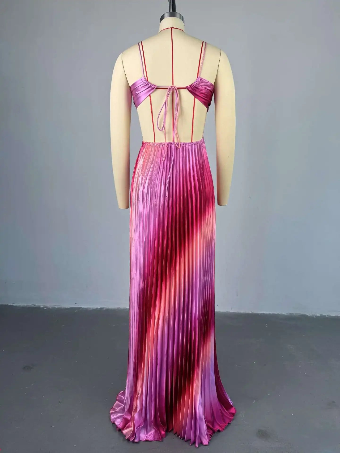 Elegant Gradient Pleated Long Dress – CM.YAYA Summer Statement