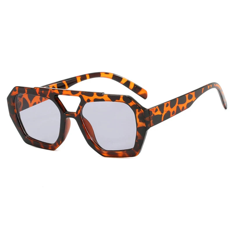 VintEdge Luxe – Square Sunglasses with Double Bridge Design
