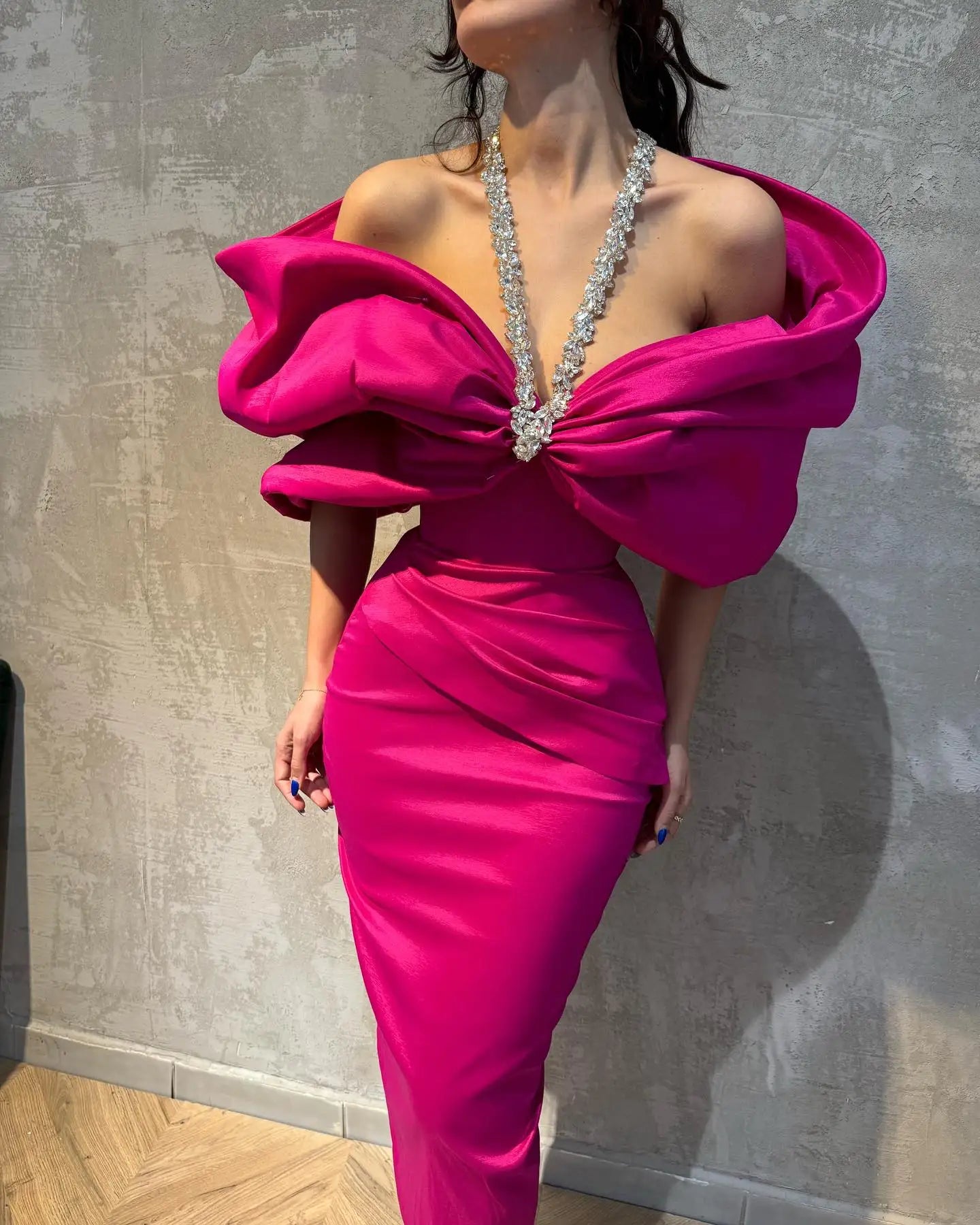 Off-Shoulder Crystal Ruffle Bodycon Dress – Nightclub Glam in Red & Black
