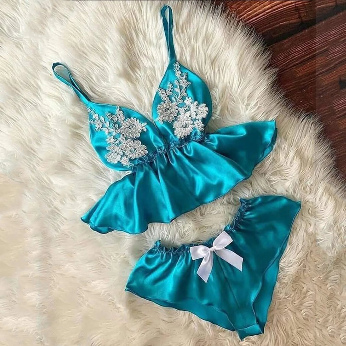 Elegant Women’s Ice Silk Lingerie – Thin Lace Adjustable Nightdress for Summer