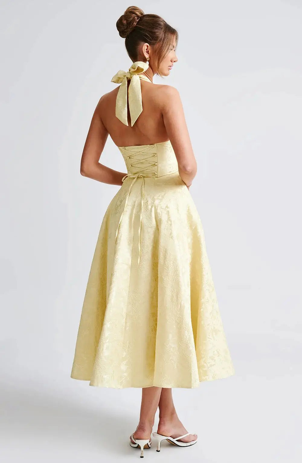 Elegant Bodycon Party Dress – White Jacquard Backless Maxi Dress by NIDANSSI