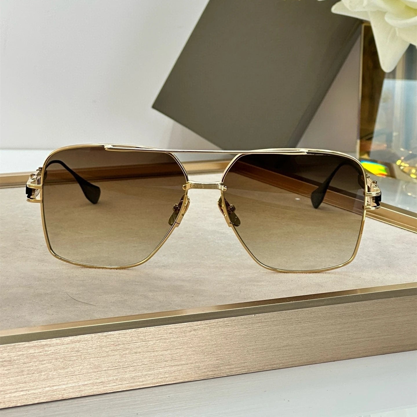 Luxury Metal Frame Sunglasses – GRAND EMPERIK 2025 Fashion Eyewear