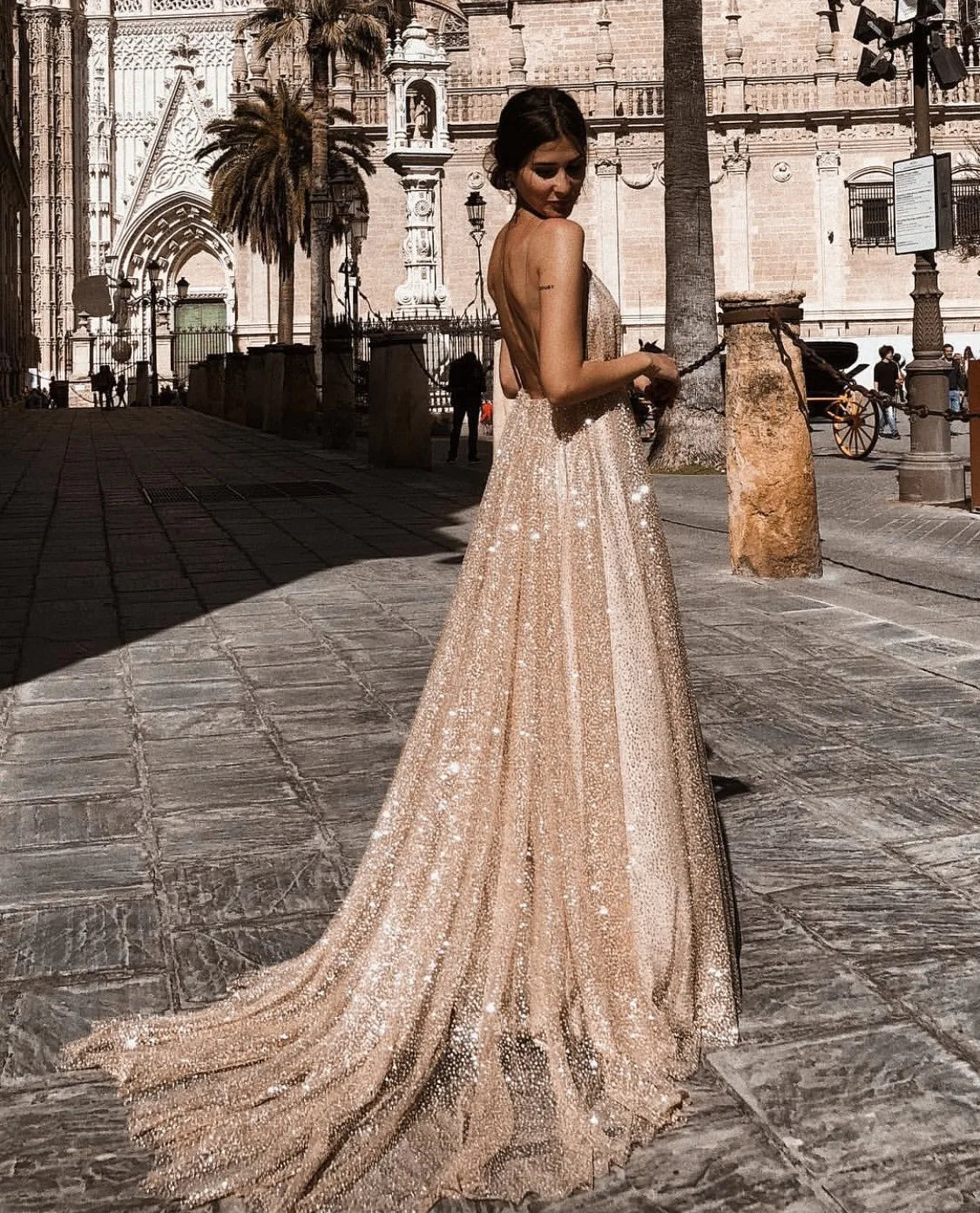 Shimmering V-Neck Sequin Maxi Dress – Elegant Suspender Party Dress