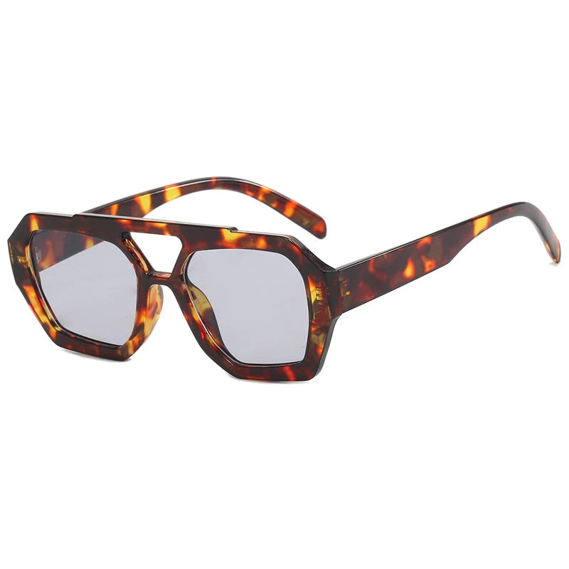 VintEdge Luxe – Square Sunglasses with Double Bridge Design