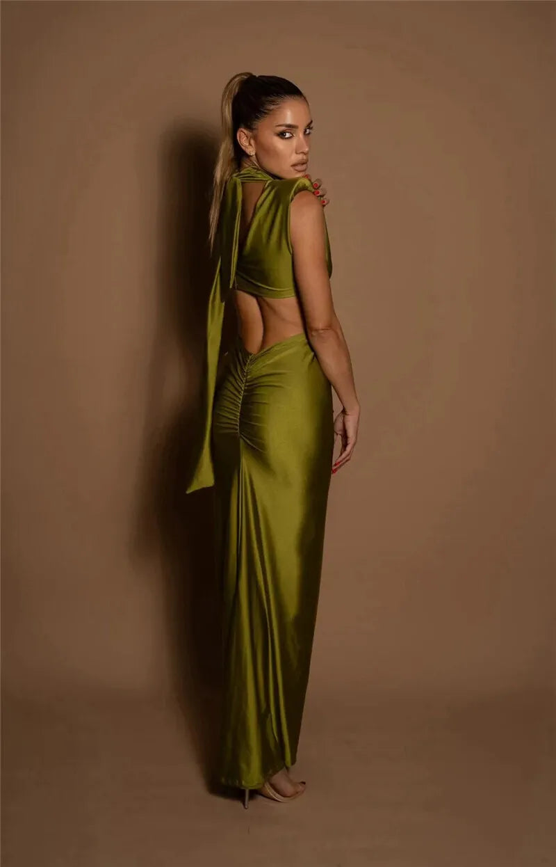 Turtleneck Temptation – Hollow Out Slim Fit Maxi Dress