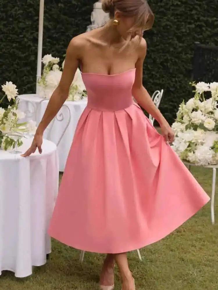 Sexy & Sophisticated: NIDANSSI Strapless Backless Bodycon Dress for Women