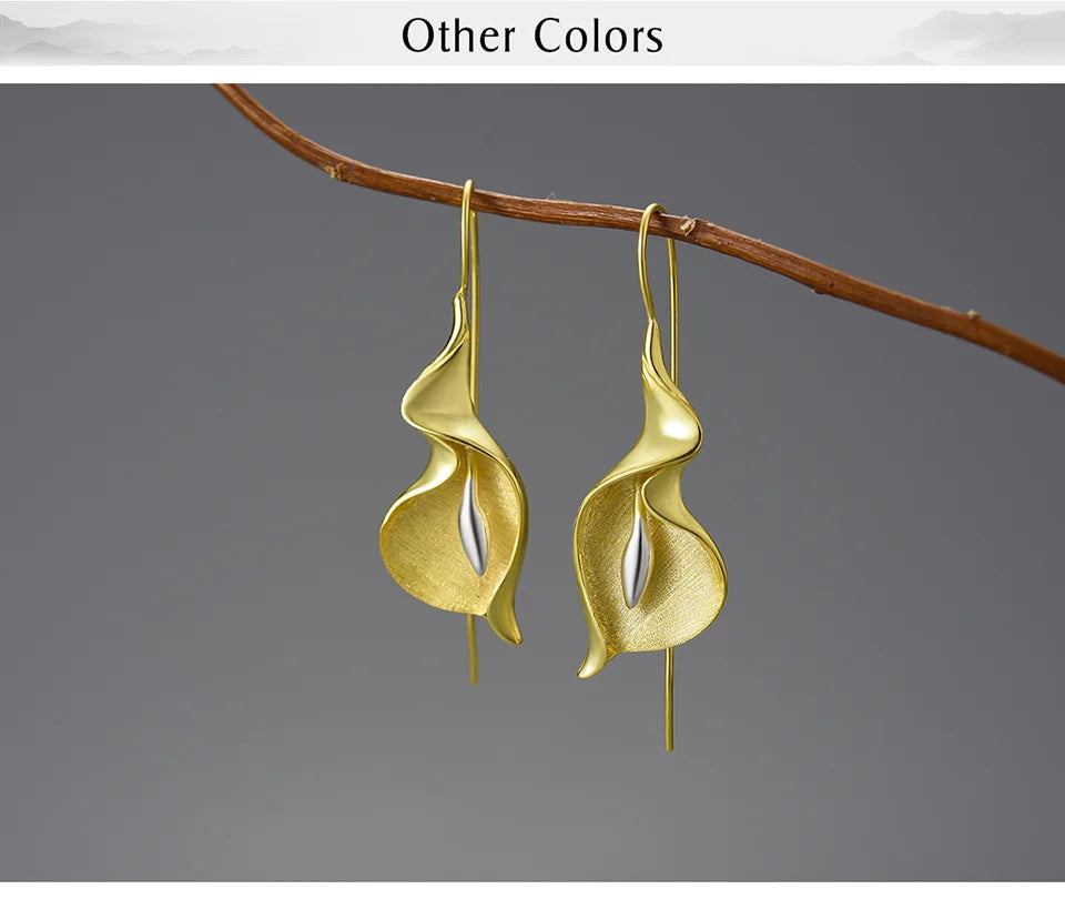 Elegant Calla Lily Earrings – Long Hanging 18K Gold & Silver Floral Jewelry