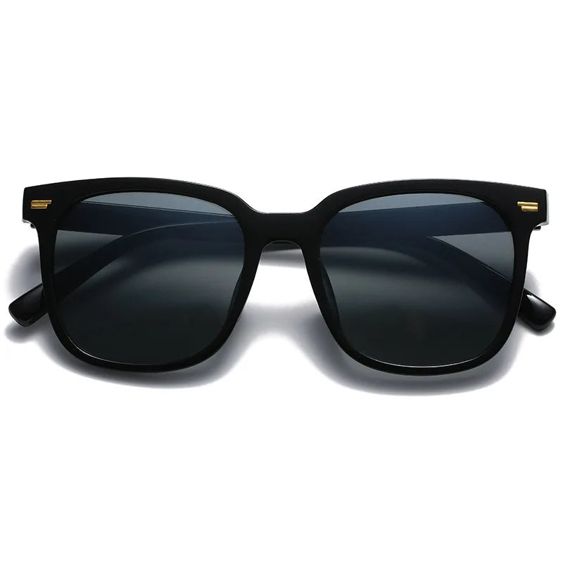 Fashion Square Sunglasses – UV400 Protection, Retro Style for Stylish Women