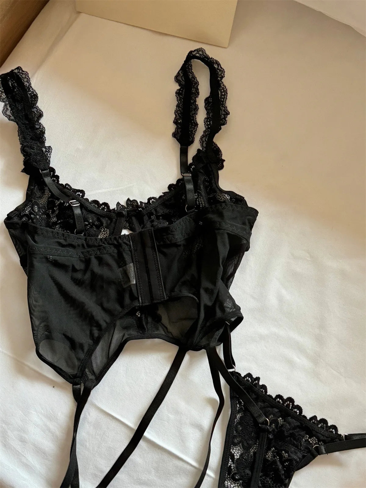 Embroidered Floral Lace Lingerie – Thin Lace Gathered Cup Bra for Enhanced Lift