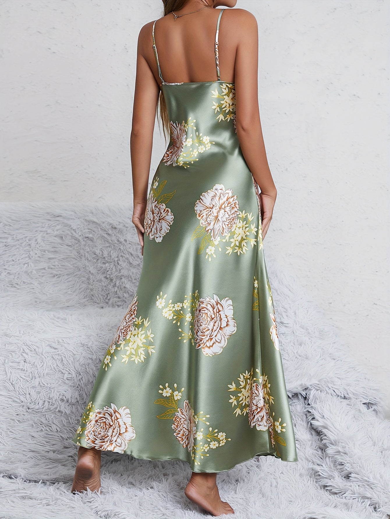 Romantic Floral Slip Dress – Summer Seduction in Bloom