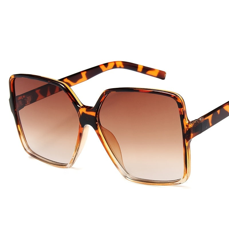 Fashionable Big Frame Gradient Sunglasses – Travel & Driving Ready