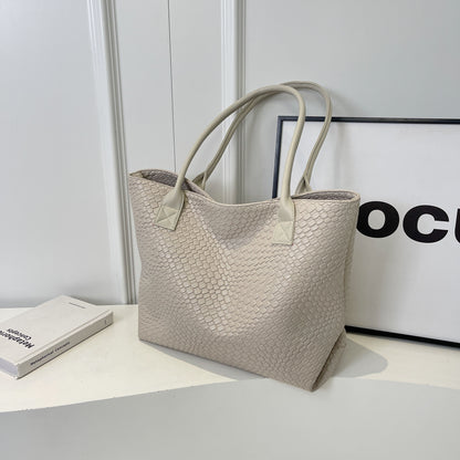 Women’s Summer Handwoven Tote – Casual Large Capacity Beach Bag (Khaki)