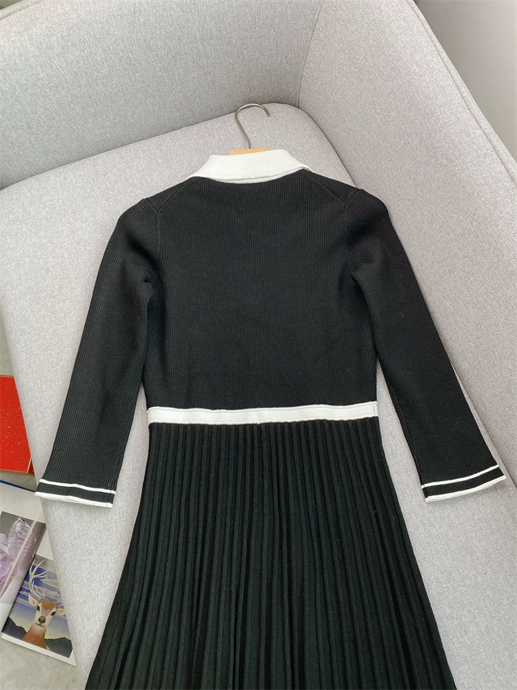 Elegant Collar Knitted Dress – Contrasting Color, Hundred Fold Long Sleeve Dress