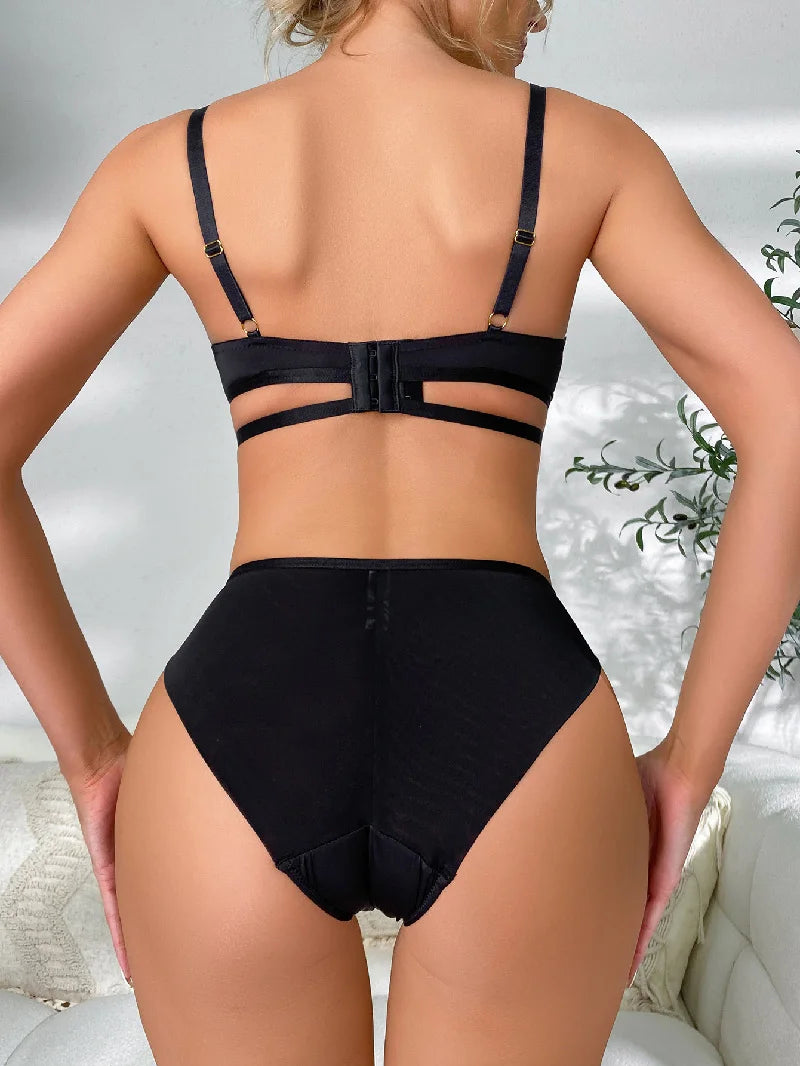 European Style Sexy Lingerie – Women’s Push-Up Gather Bra & Cross Strap Panty Set