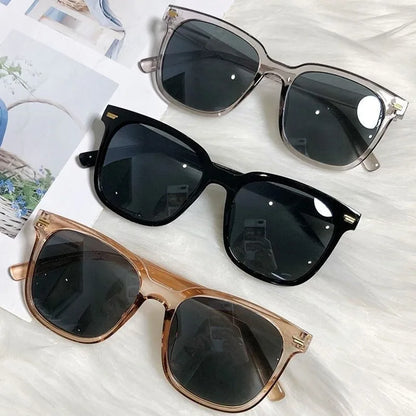 Fashion Square Sunglasses – UV400 Protection, Retro Style for Stylish Women