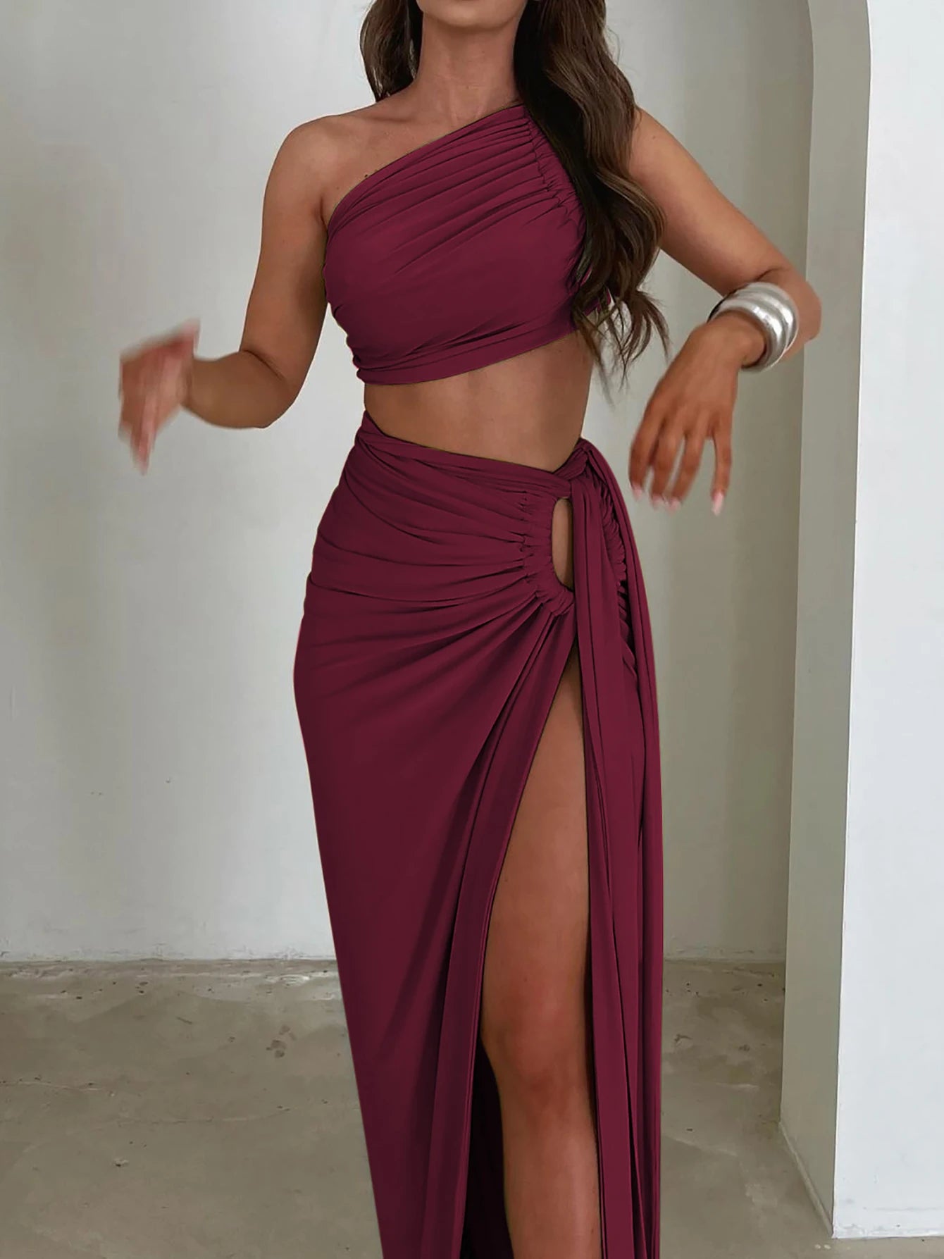 Trendy Vacation Co-Ord Set – Dulzura Sleeveless Top & Long Skirt Matching Outfit
