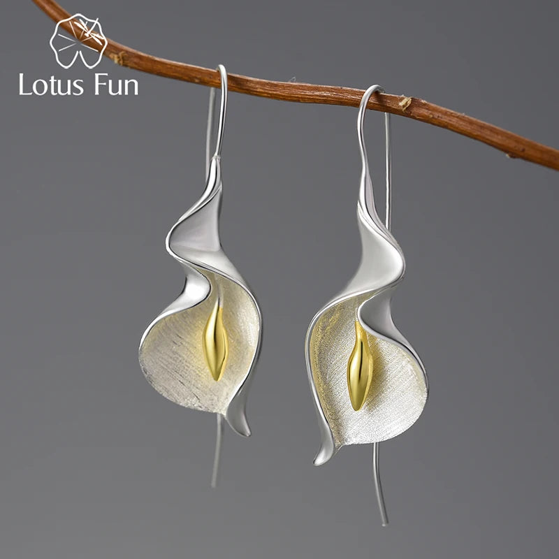Elegant Calla Lily Earrings – Long Hanging 18K Gold & Silver Floral Jewelry