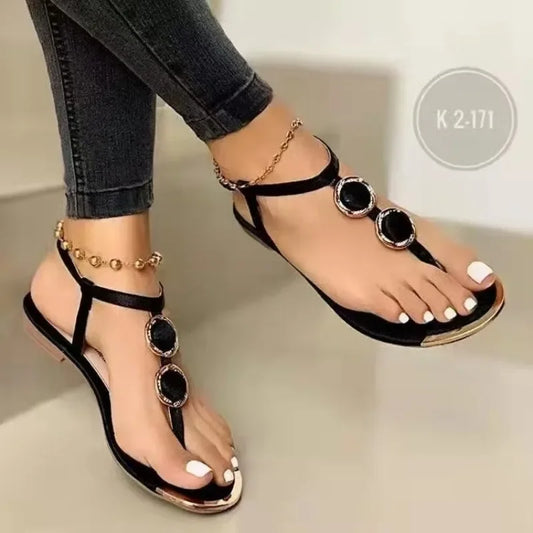 Stylish Comfort – Designer-Inspired Summer Flip Flops for Women
