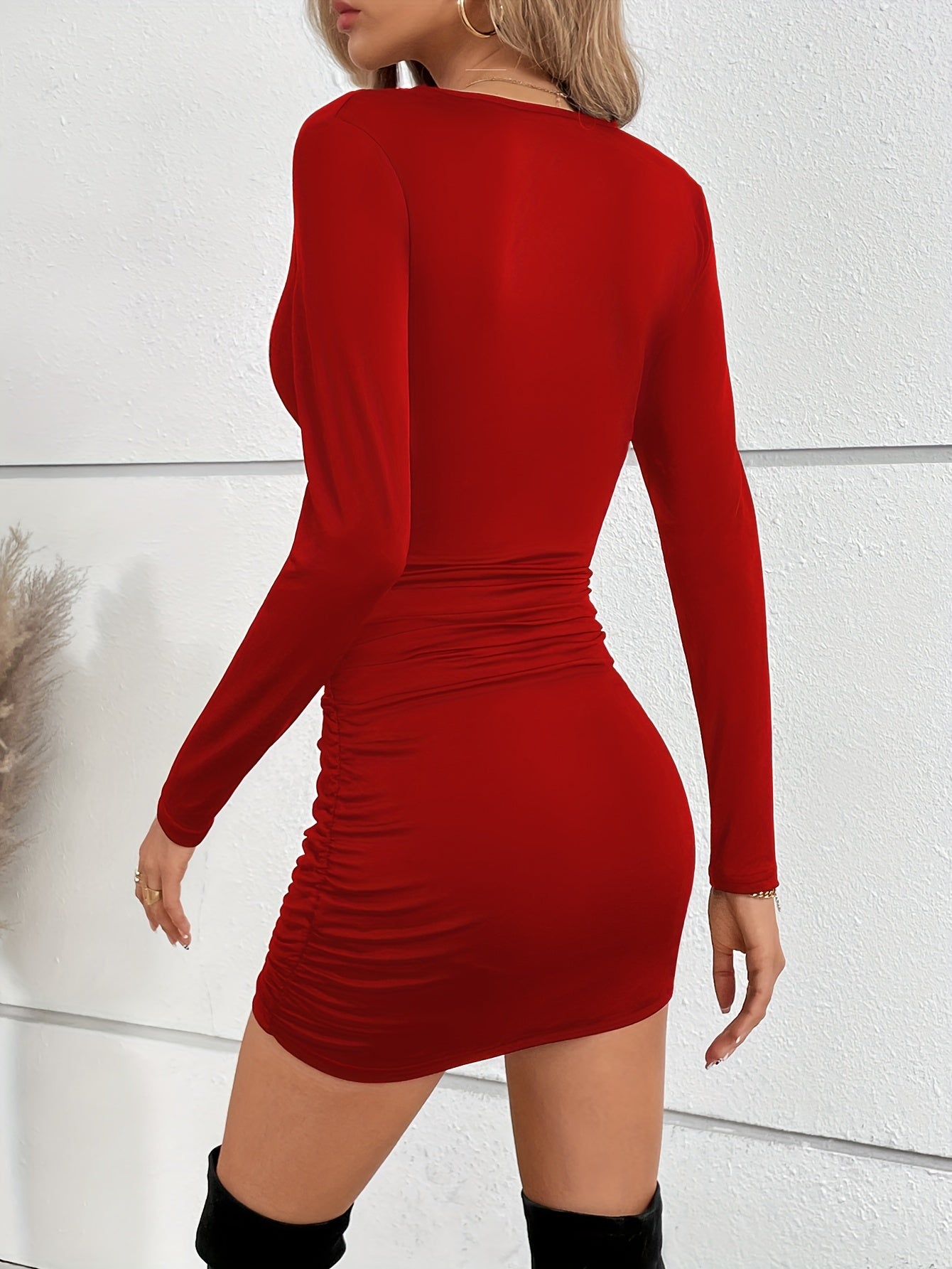 Women’s Slim Fit V-Neck Dress – Ruched Ruffle Long Sleeve Mini Dress