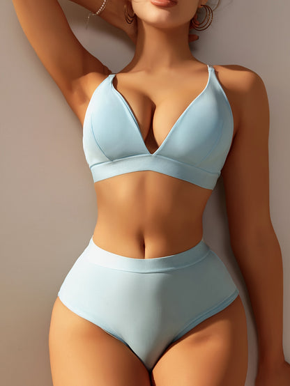 Comfortable Seamless Lingerie Set – Cami Plunge Bra & Briefs